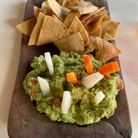 Guacamole at La Hoja Verde in Tulum