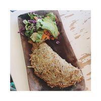 Köstliches Kartoffelomelette mit Tomatenfüllung  at La Hoja Verde in Tulum