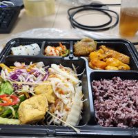 Full size lunch box ♡ at OBOK Veggie - Nhà hàng chay Hàn Quốc  in Hanoi