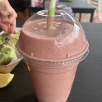 PB&J shake  at Raw in Southport