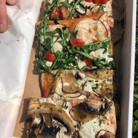 The best vegan pizza I ever had!!! at Primo Basilico in Lisbon