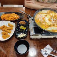 Vegan fried chicken, tteokbokki, vegetable hot pot / stew at Vegan Kitchen - 비건 키친 in Seoul