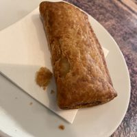 Zwamcijsje: ‘saucijzenbroodje with oyster mushrooms. Tasty with a meaty bite  at Parkrestaurant De Hoge Veluwe in Otterlo