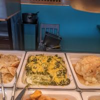 Brokkoli with vegan cheese at Domek Smaków  in Mielno