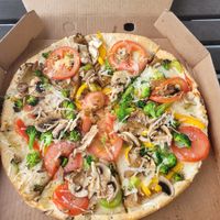 Pizza Kap Verde with extra vegan chicken filet at Domino's Pizza - City Ost in Dortmund