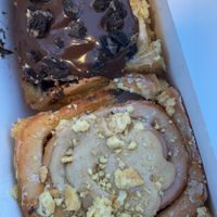 Vegan Oreo und Bueno Roll. Super sweet but tasty!   at Cinnamood in Frankfurt