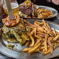 Der vegane Burger at Les Docks in Trouville-sur-mer