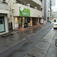 green façade at SalaDish - Kayabacho in Tokyo