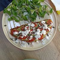 Avocado bread at Vegan Vibes in Berlin