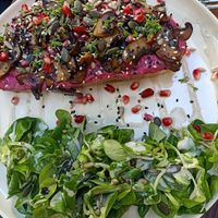 Bread with Beet root humus and mushrooms at Vegan Vibes in Berlin