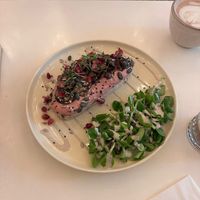 Beetroot hummus sandwich at Vegan Vibes in Berlin