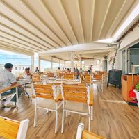 Local, terraza.  at Veranda  in Qeparo