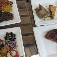 Scelte vegane a peso e a pezzo at VBio in Riccione