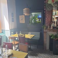Intérieur at Les Oiseaux Voyageurs in Montbazens