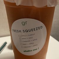 Apple carrot juice  at Greener 그리너 in Seoul