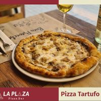  at Squisita Pizzeria in Valencia