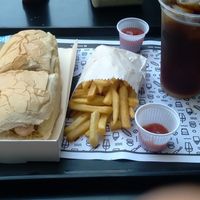 Combo dogão (4 salsichas), fritas e mate gelado at Prime Dog - Vila Mariana in Sao Paulo