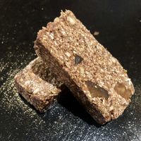 Fruit and oat bars  at Giornotte in Abu Dhabi