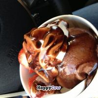 Vegan hot fudge sundae  at Scoop LV in Las Vegas