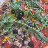 Leider gibt es keine Käse Alternativen, also Pizza ohne Käse at Veja's in Krk