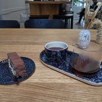Filter coffee and cake at DuckRabbit Coffee Brewers in The Hague