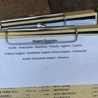 vegane Eissorten  at Impi Snack in Cologne