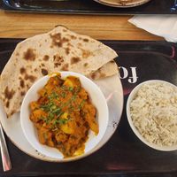Mumsig Aloo Ghobi at Curry Leaves in Gdansk