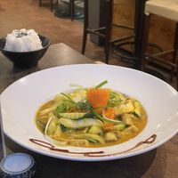 Yellow curry  at Vevi Restaurant III in Vienna