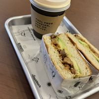 Teriyaki + latte  at Amateur Coffee & Run Club in Lima