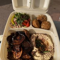 Falafelteller  at La Rose in Karlsruhe