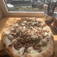 3fungi pizza  at As Pizzas Do Mauro in Funchal