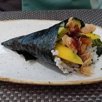 Temaki with almonds, mango and avocado at Umami Don in Funchal