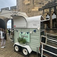 Der Truck  at Veġetali in Alnwick