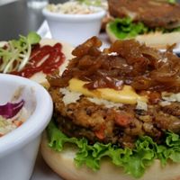 smokehouse burger at Green Bar and Kitchen in Fort Lauderdale