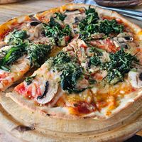 'Vegan Romana' with spinach, mushrooms & garlic (7.9€) at Italian Food in Berlin