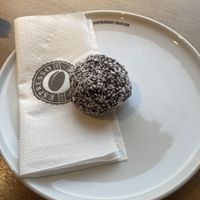 Vegan chocolate ball   at Espresso House - Liebfrauenberg in Frankfurt
