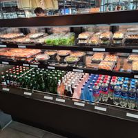 The Pre-packaged/ready to-go meals. at Two Tigers in Schiphol