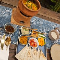 Dip platter and kare-kare with garlic rice #Veganuary at PLNT+HRVST in El Nido