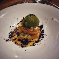 Wulfsdorfer Chinakohl mit Oliven und Gurkensorbet at Wolfs Junge in Hamburg