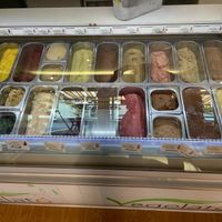 Lots of flavors  at Vegelateria in Zurich