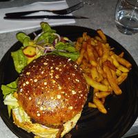  at L'Authentique Burger in Auxerre