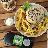 El marina burger at Le Lapin Noir in Rennes