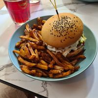 Le Lapin Noir burger, fries, hibiscus iced tea at Le Lapin Noir in Rennes