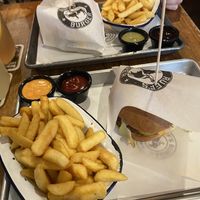 Vegan and gluten-free burger with vegan sauces  at Ruff's Burger in Ansbach