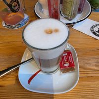 Latte Macciato mit Hafermilch at Ruff's Burger in Ansbach