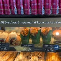 Vegan sausage rolls, nuggets, and cheese burgers (all heated with seperate tools)  at Q8 in Korsoer