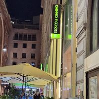 Main restaurant entrance at Fresco & Cimmino in Milan
