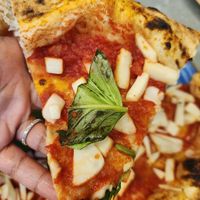 Vegan margherita pizza (vegan rice mozzarella cheese, basil, tomato sauce, oil) at Fresco & Cimmino in Milan