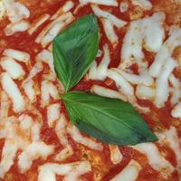 Pizza Margherita at Fresco & Cimmino in Milan