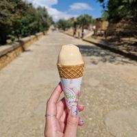 Peach gelato at Doric Bar (Caffetteria Arcosoli Bluecoop) in Agrigento